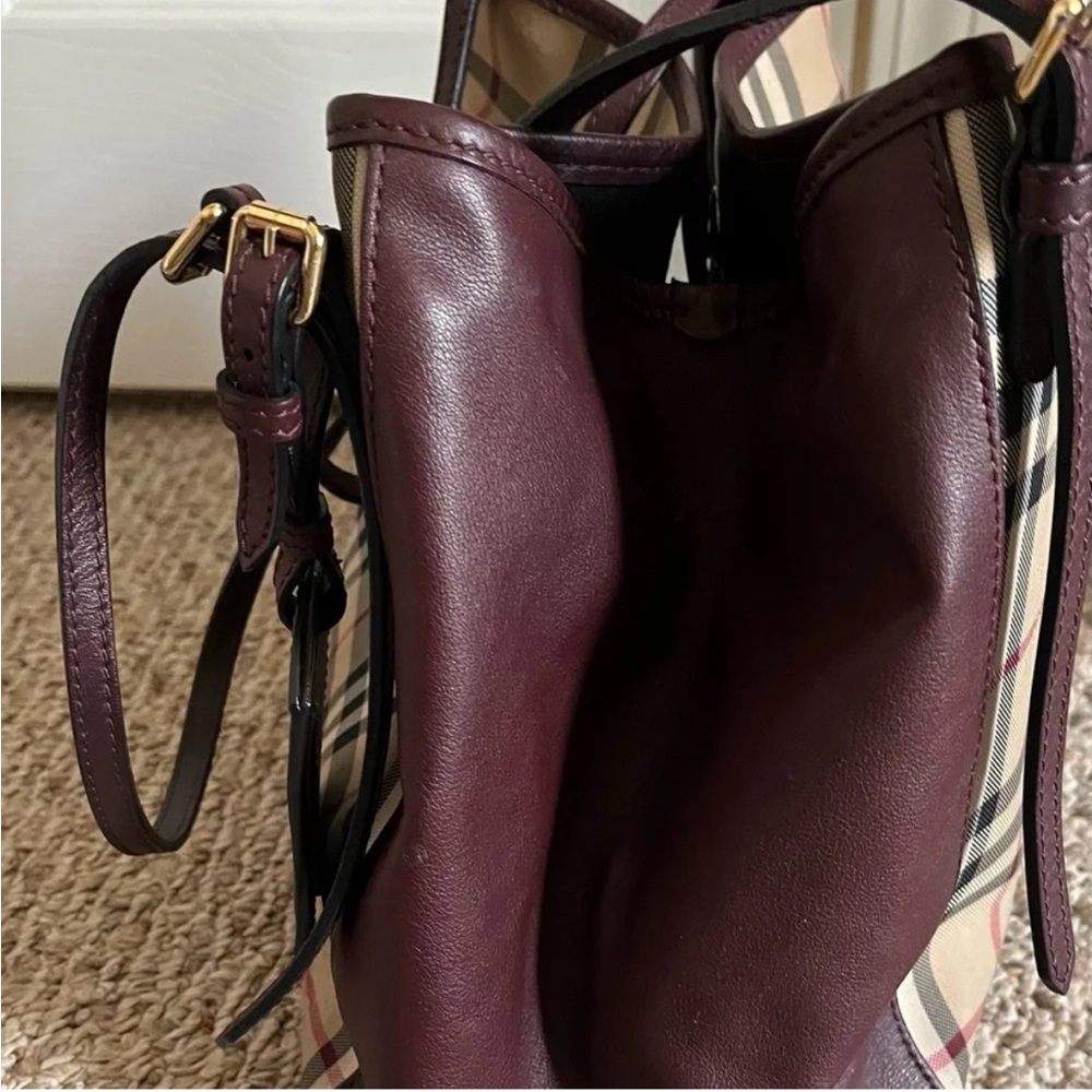 Burberry Vintage House Check Tote Bag Burgundy Leather - Picture 2 of 11
